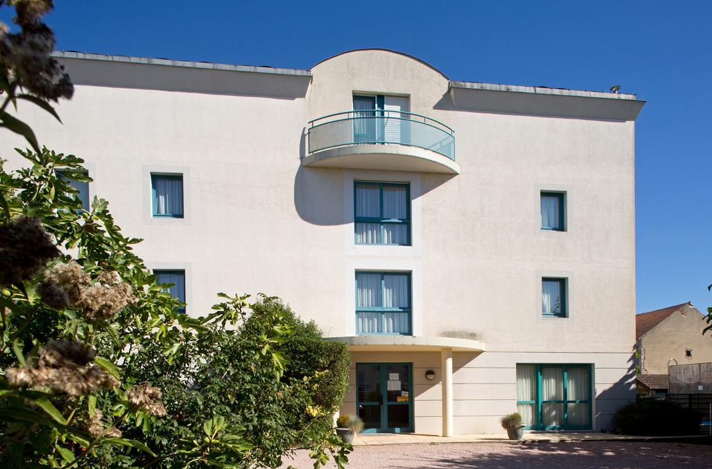 Logis L'auberge Bourbonnaise Hotel Saint-Yorre