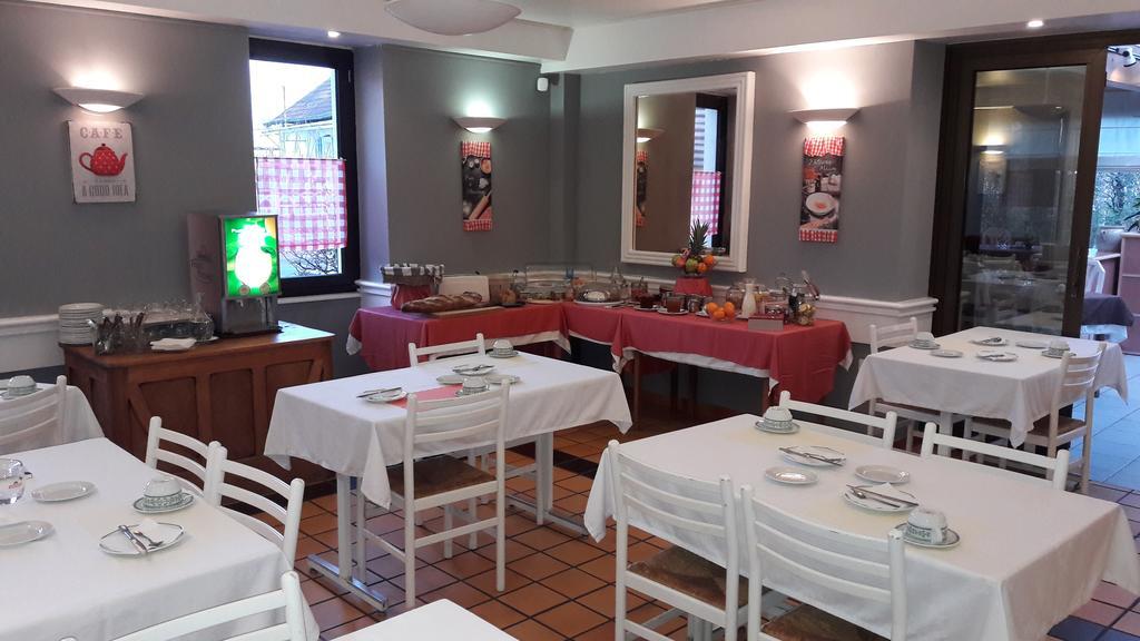 Logis L'auberge Bourbonnaise Hotel Saint-Yorre