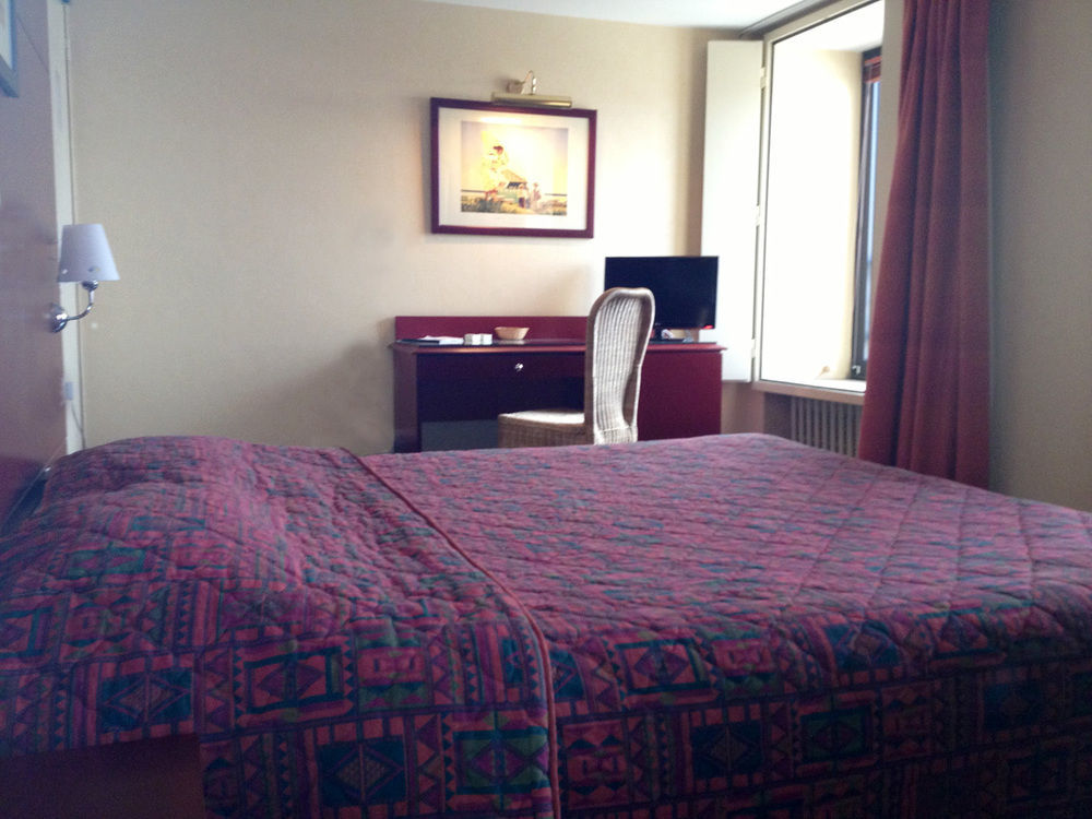 Logis L'auberge Bourbonnaise Hotel Saint-Yorre